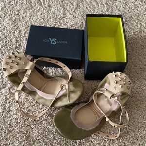 Yosi Samra camel tan patent leather flats 10